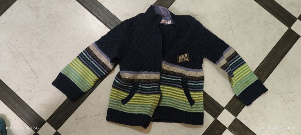 Віддам дитячі речі та взуття даром