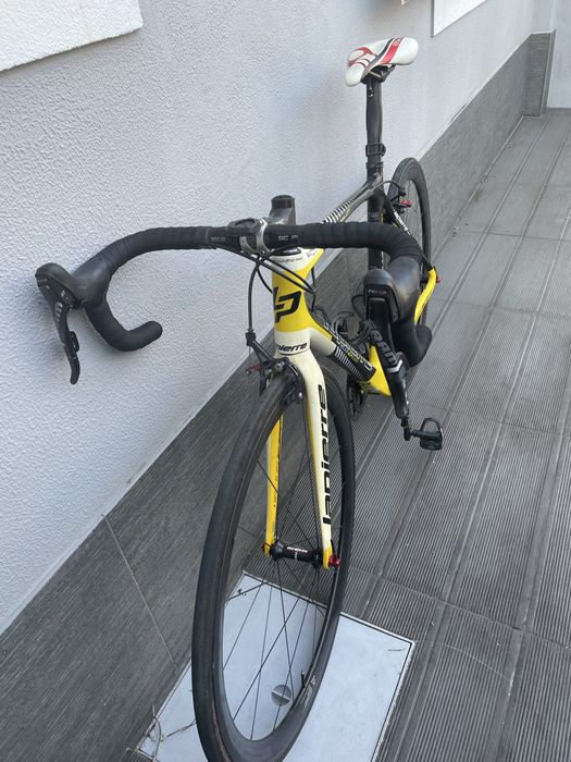 Lapierre xelius efi 200 rodas de carbono, sram force de 11v (6.6kg)