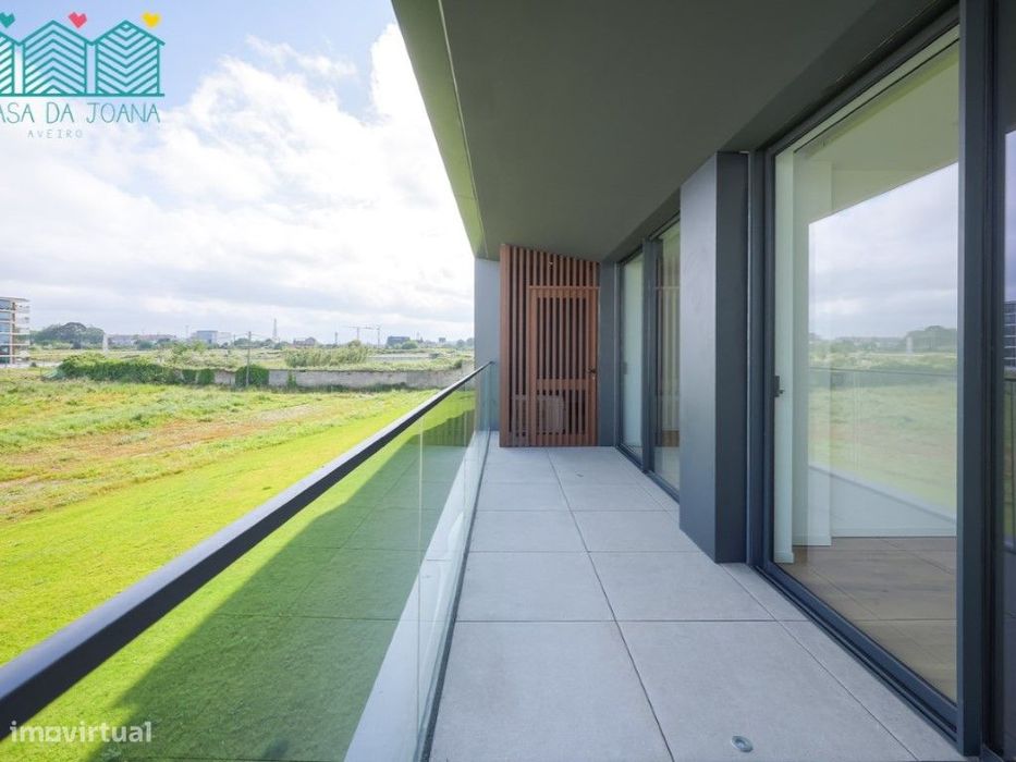 One-Bedroom Apartment with Parking Space in Aveiro