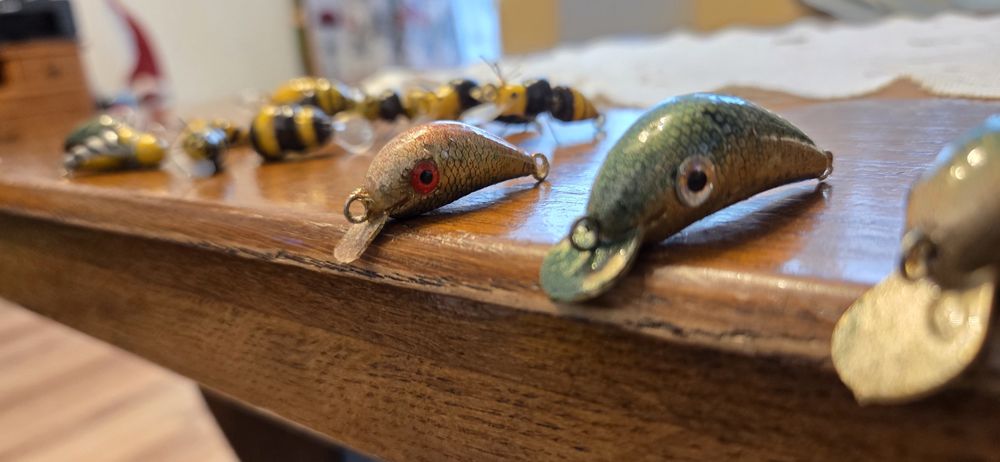 Zestaw woblerów pstągowych isk