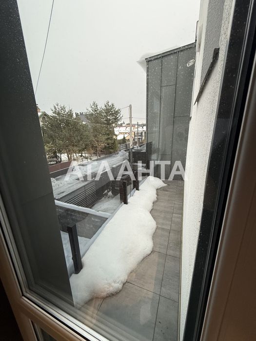 Здається в оренду котедж у Брюховичах, вул. Журавлина