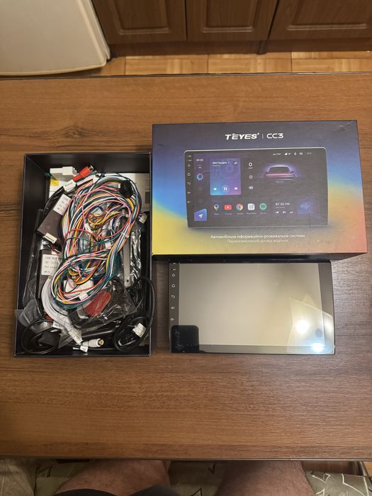 Автомагнітола Teyes cc3 4GB + 32GB