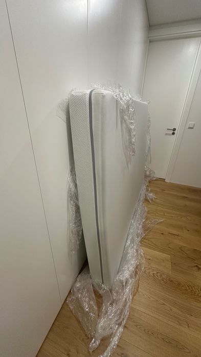 Colchão Emma One Casal 140x200cm - Como Novo