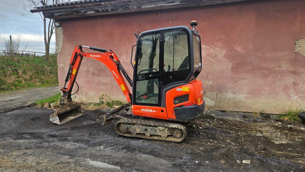 Wynajem minikoparka 2t  kubota kx019