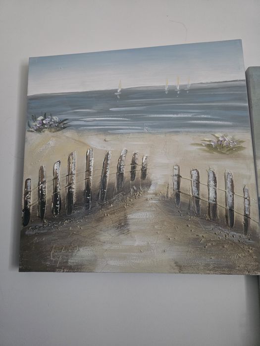 2 Quadros com motivo mar e 1 abstrato