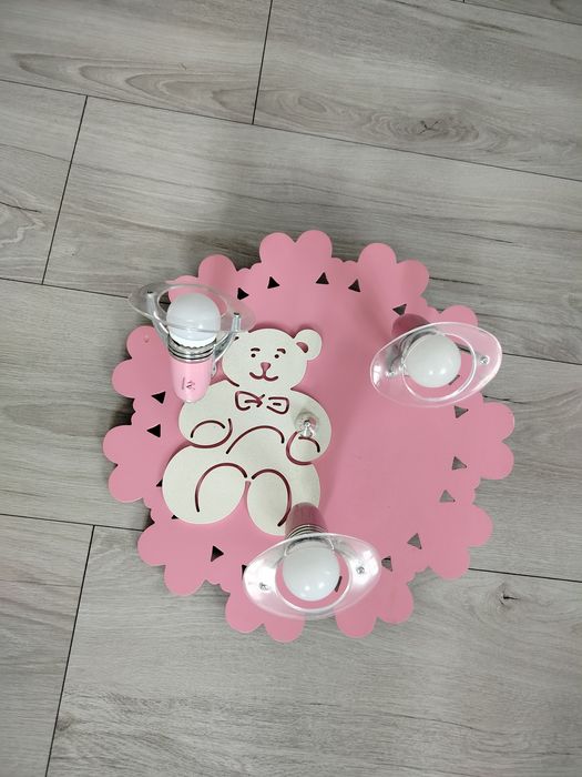 Lampa do pokoju dziewczynki Novodworski