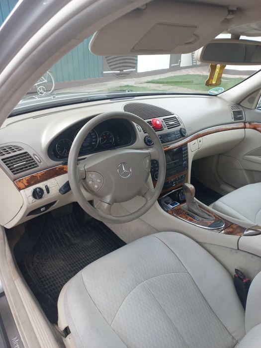 Продам Мерседес w211 2.2 cdi