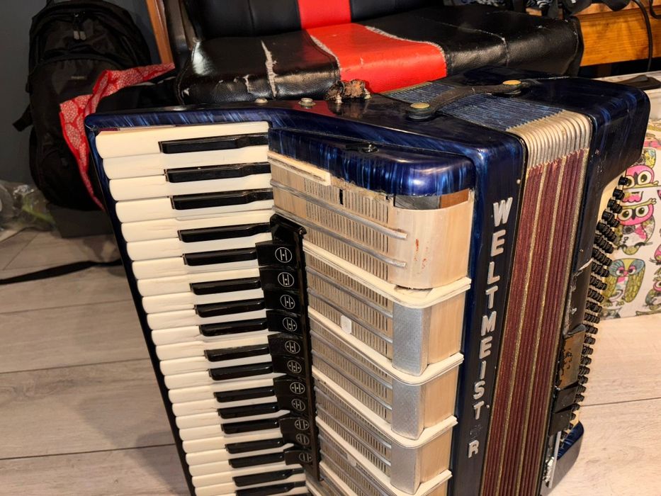 Akordeon Weltmeister Amigo