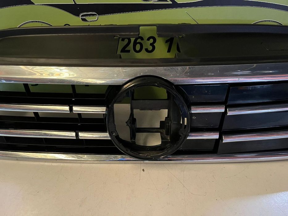 Vw Passat B8 GTE - GRELHA FRENTE - G155