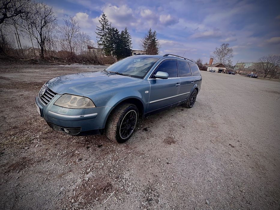 Volkswagen Passat B5 W8