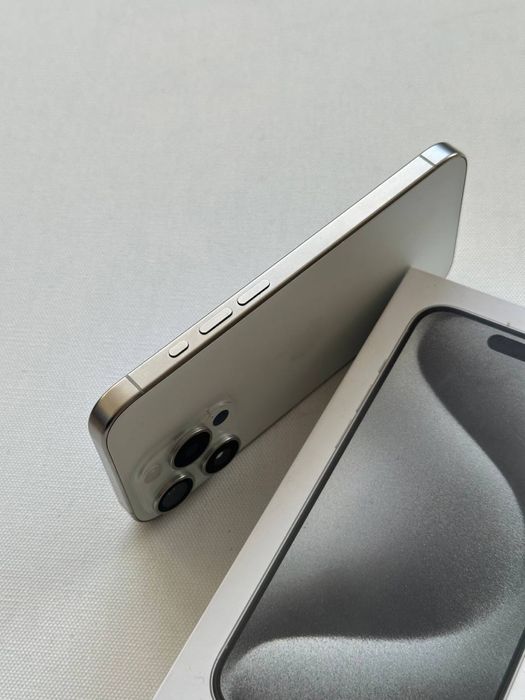 Продам IPhone 15 Pro 256 Neverlock