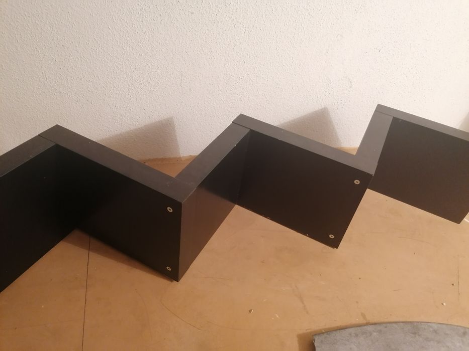 Estante como nova