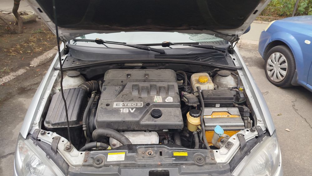 Продам Chevrolet Lacetti 2004року