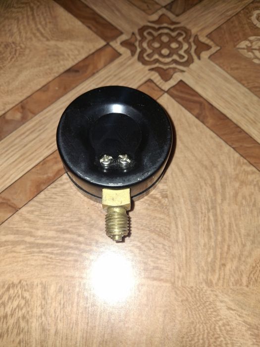 Манометр ДМ02-063-1-М