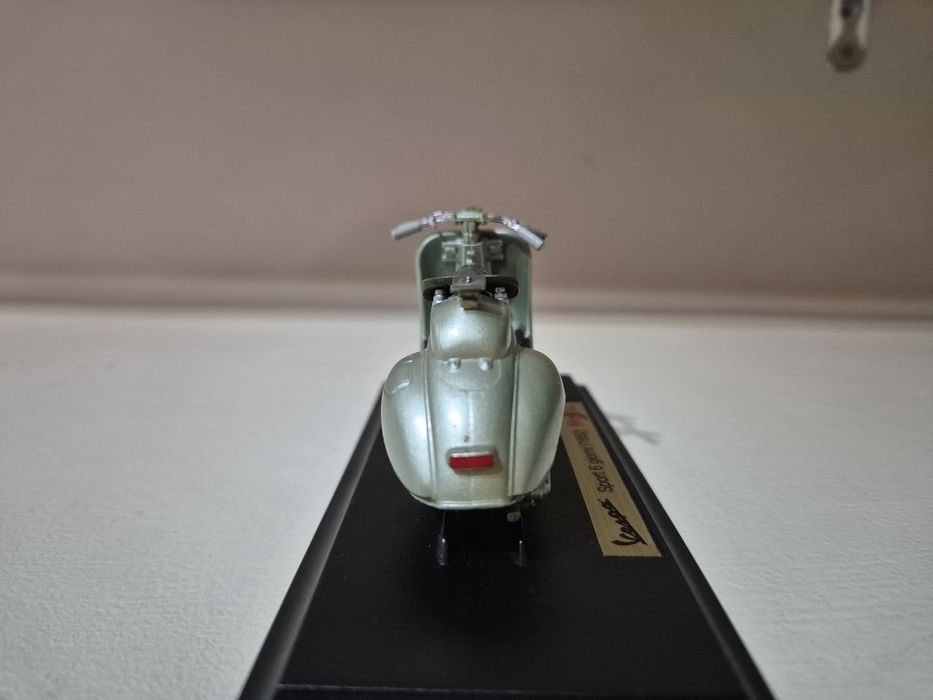 Maisto - Vespa Sport 6 giorni (1952)