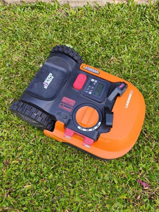 Robô corta relva WORX Landroid M WR142E