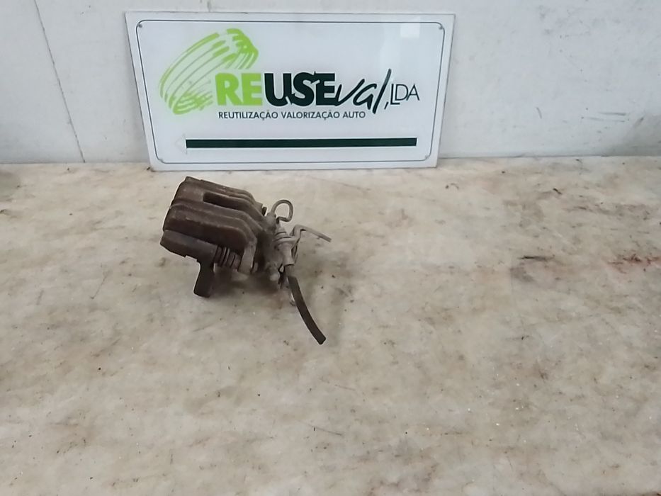 Pinça travão / maxila de travão trás esquerda VOLKSWAGEN Golf VI Van (