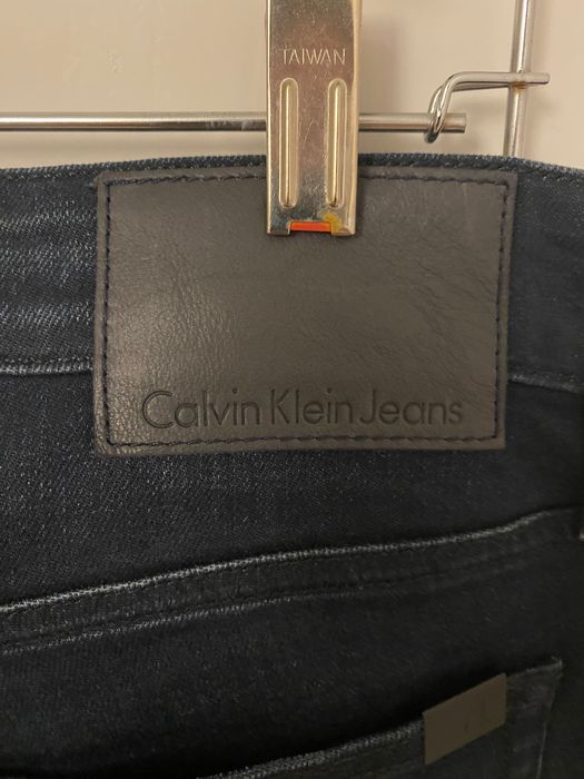 Calças Calvin Klein - slim fit