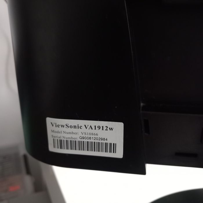 Monitor viewsonic 19''