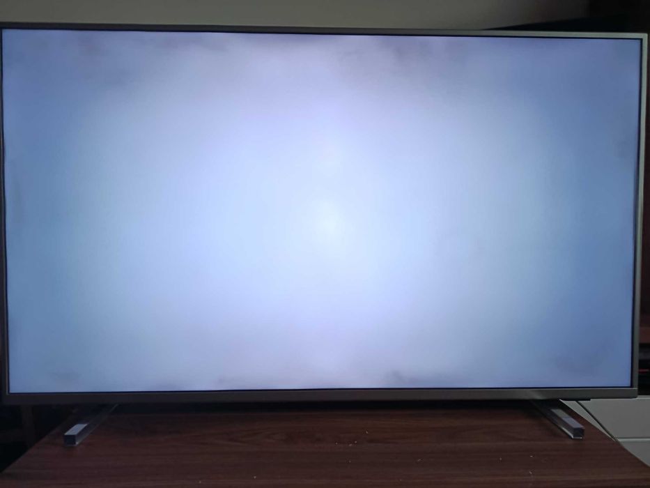 Telewizor 50 cali Philips Ambilight 50PUS6754/12 używany