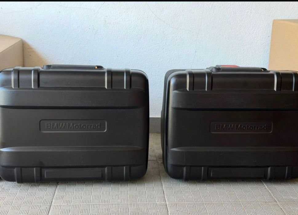 Conjunto malas laterais BMW - Novas