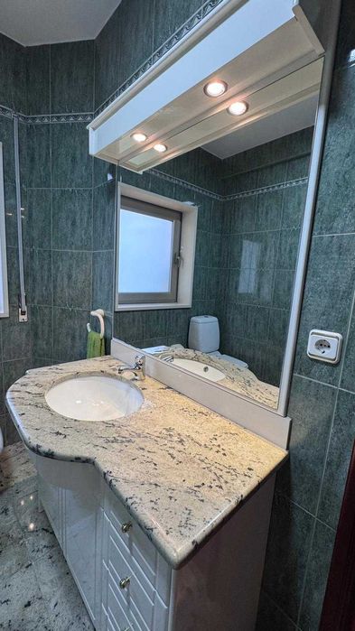 Móvel Casa de banho + pia + tampo + espelho com luzes