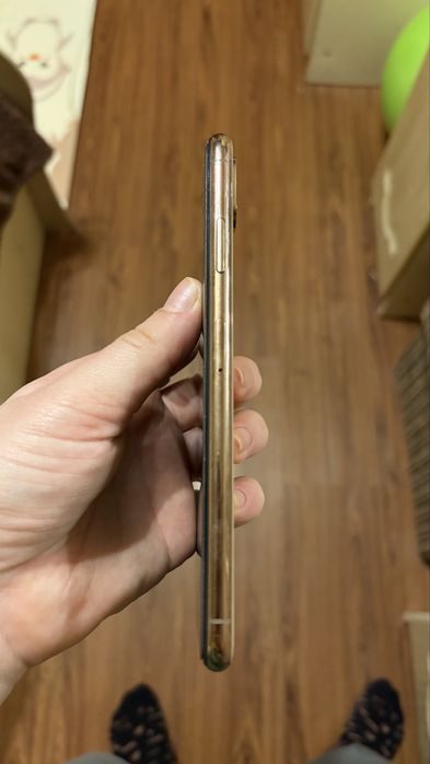 Айфон XS max на 64 Gb
