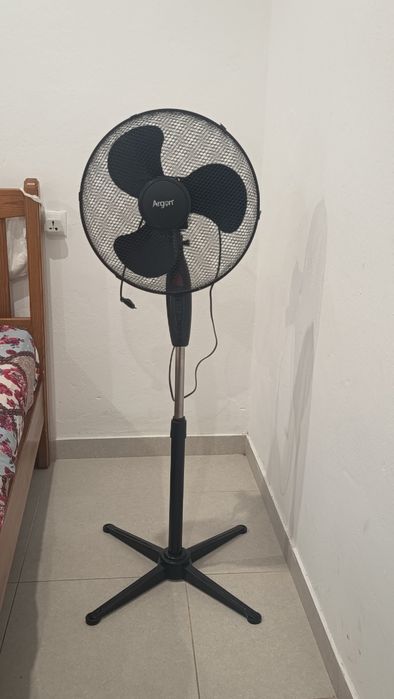 Fan of argon brand