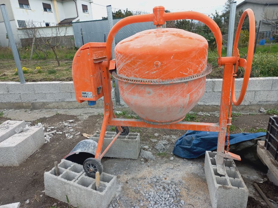 Aluguel de Betoneira