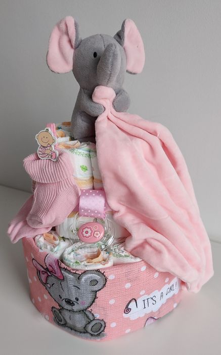 Tort z pampersów- prezent, narodziny, baby shower