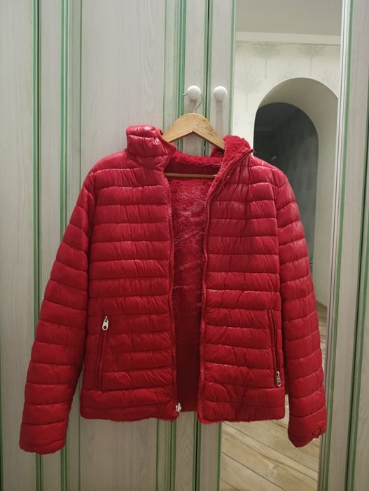 Зимова куртка ( шубка) на дві сторони р.44