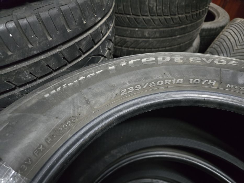235/60R18 Hankook Winter I*Cept Evo 2 SUV