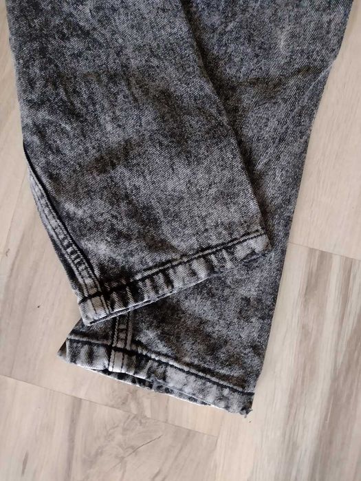 Spodnie boyfriendy CROPP roz. XXS/32