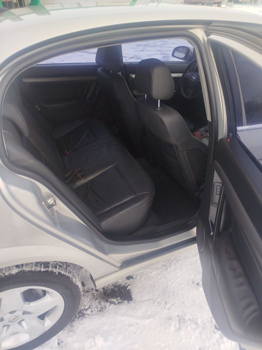 Продам Опель вектра с