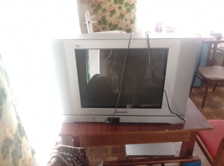 Продам телевизор Panasonic