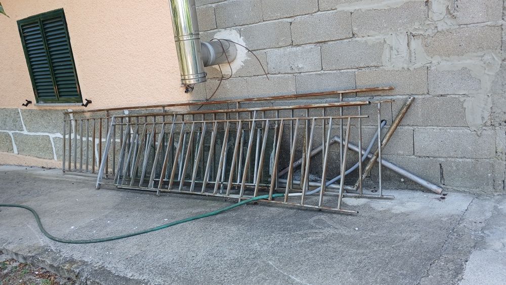 Conjunto de 3 grades de ferro