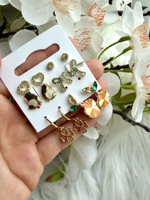 Zestaw pięknych kolczyków