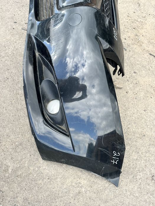 Передній бампер Toyota Auris E150 Тойота Ауріс Е150 2007-2009