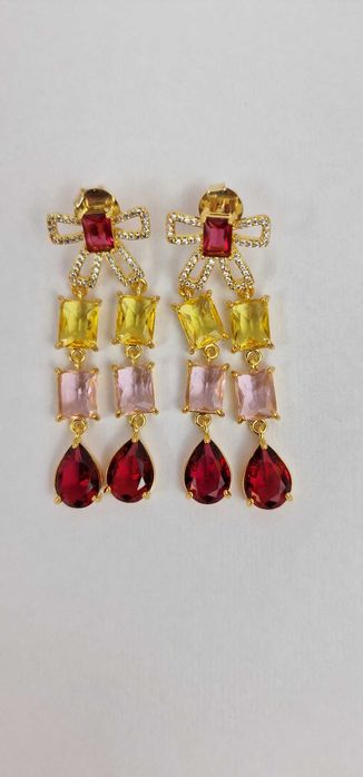 Brinco Ícone de Estilo: Um Toque de Glamour para Seu Visual