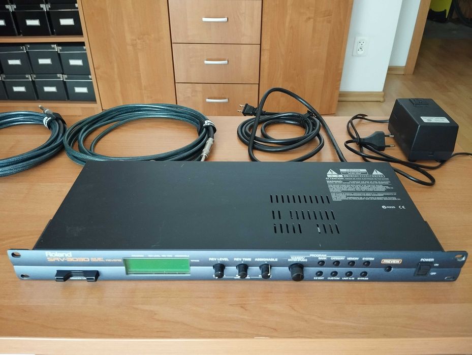 Podwójny procesor pogłosowy Roland SRV-3030