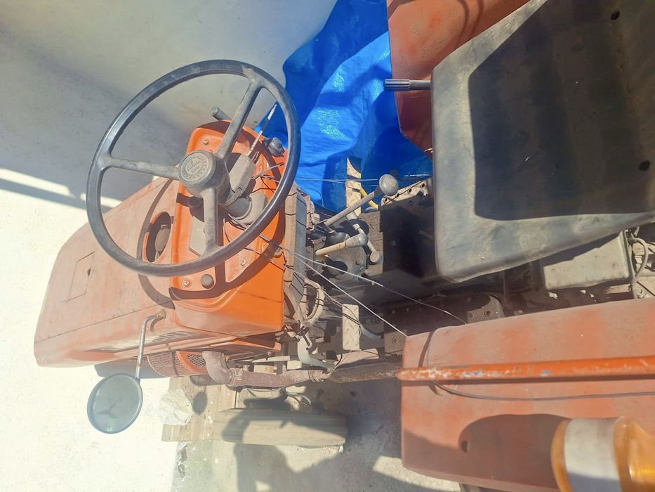 Trator Kubota L1501 com alfaias