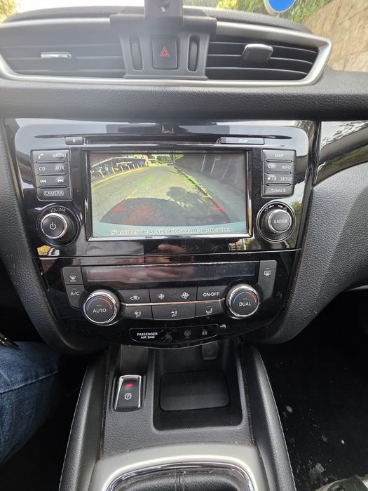 Nissan Qashqai 1.5 dCi (2015) - Full Extras / Impecável