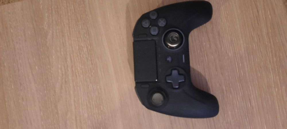 nacon ps4 revolution UNLIMITED PRO