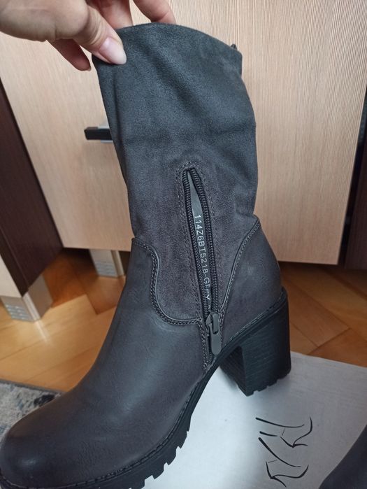 Botki na klocku r. 38