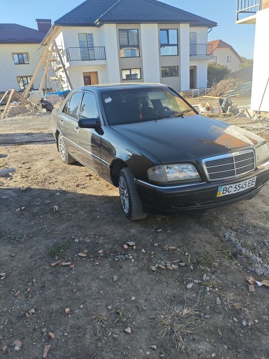 Мерседес 180 с клас