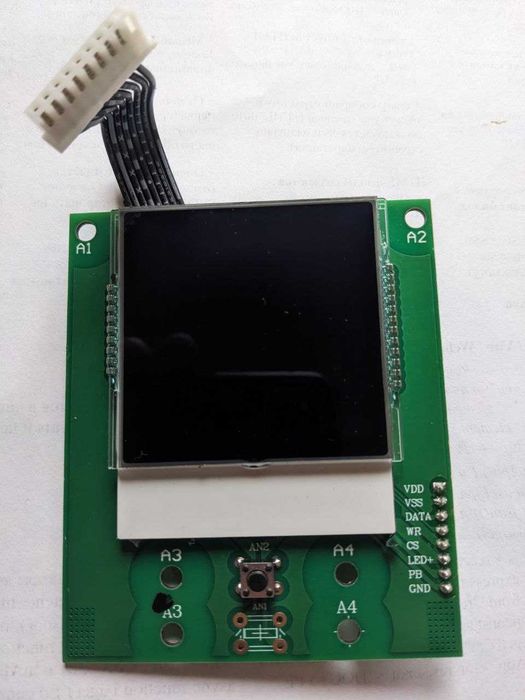 TFT LCD дисплей на платі з кнопкою керування 45 × 45 мм
