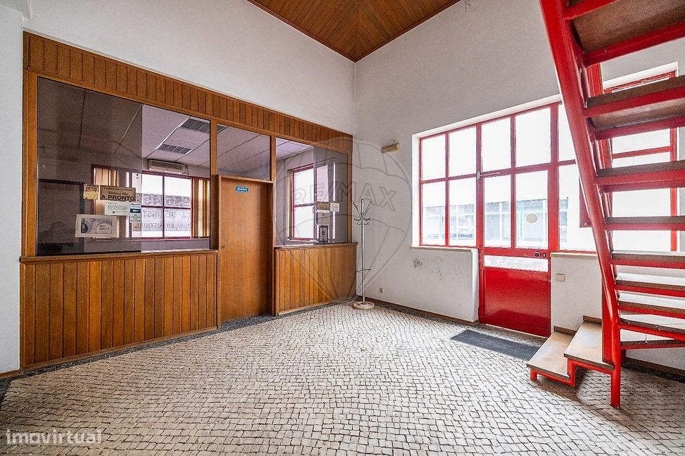 Armazém  para venda