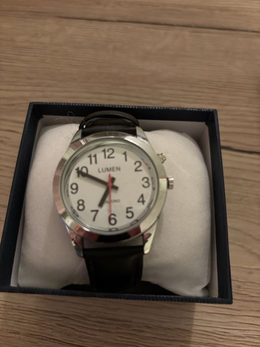 Zegarek meski mowiacy na gwarancji Lumen