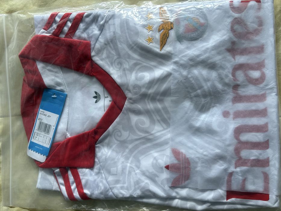 Camisolas desportivas