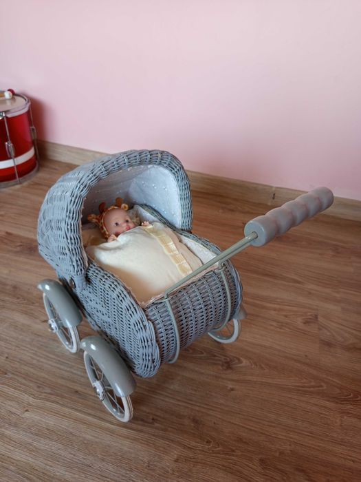 Lalka + wózek koszykowy